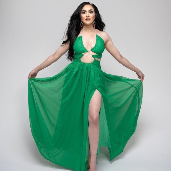 Miss Circle Quinby Green Silk Pleated Lace Up Maxi Dress, Criss-Cross Halter- XS - Picture 2 of 5